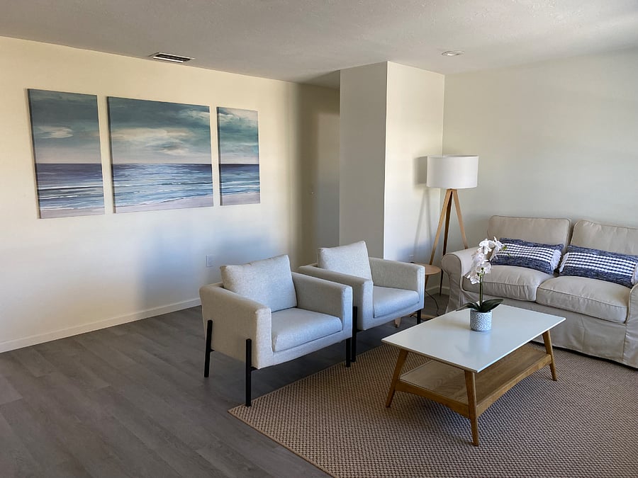 Front Living Room 