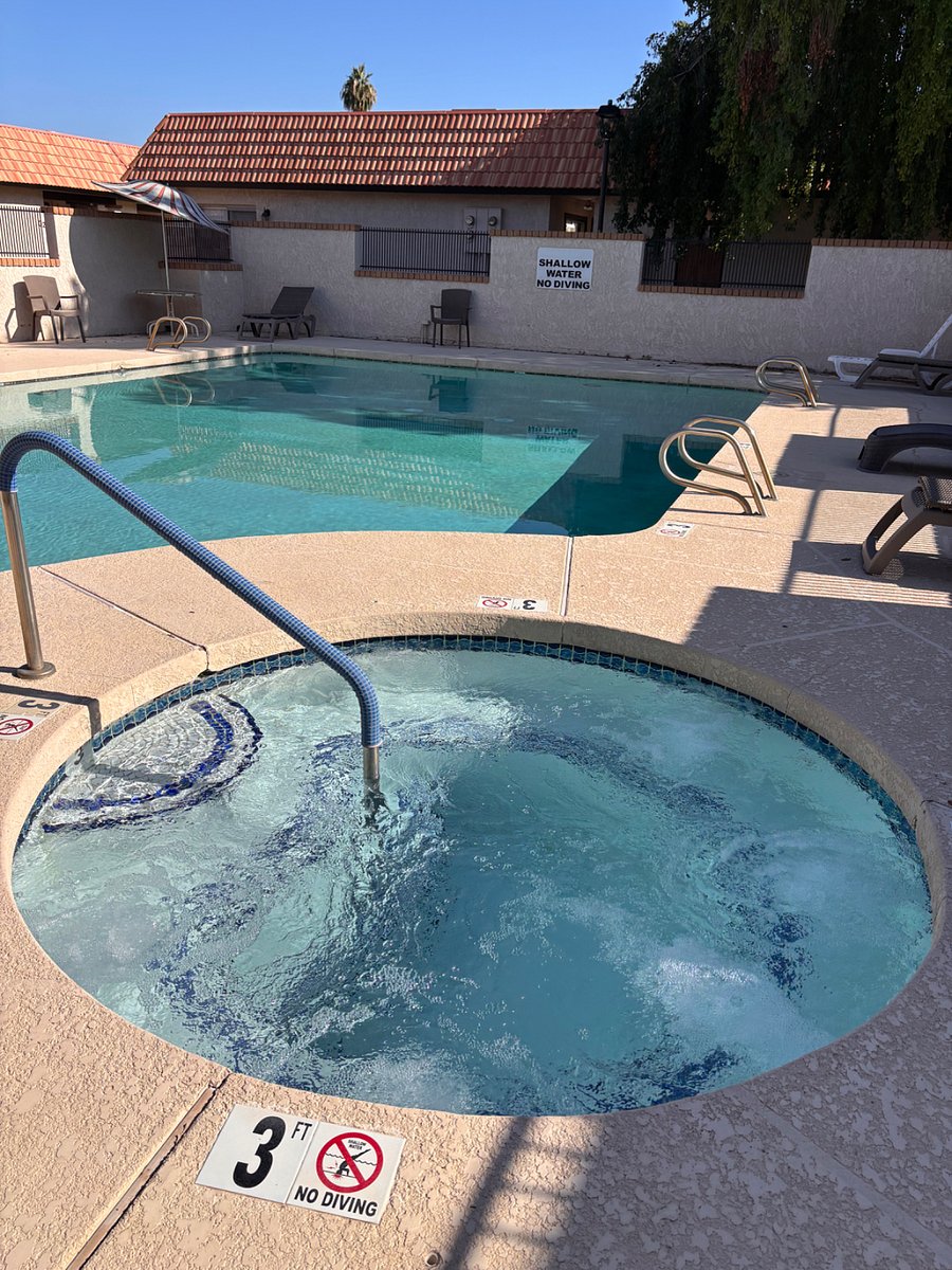 Community hot tub
