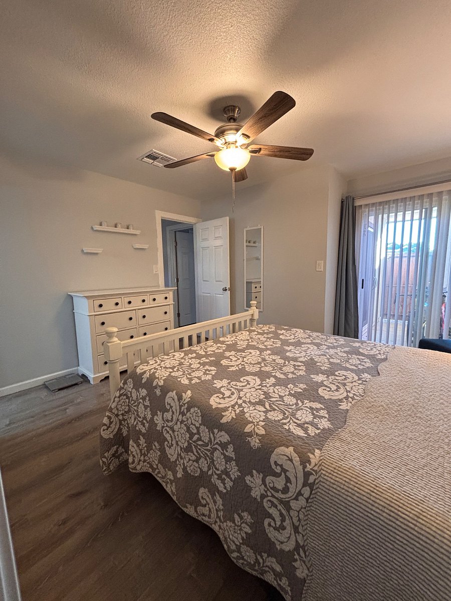 Bedroom #1