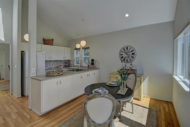 Furnished Finder property 930866_1 photo 5