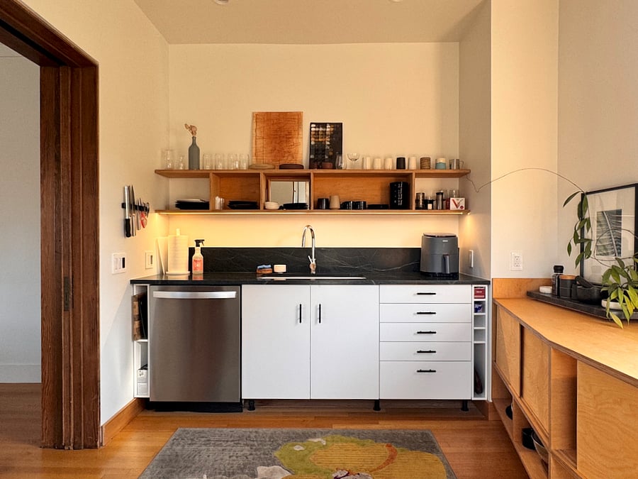 kitchen - dishwasher, disposal