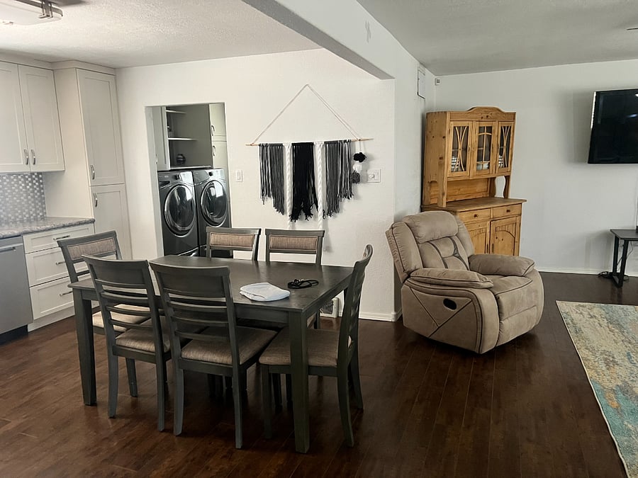 Furnished Finder property 930916_1 photo 3