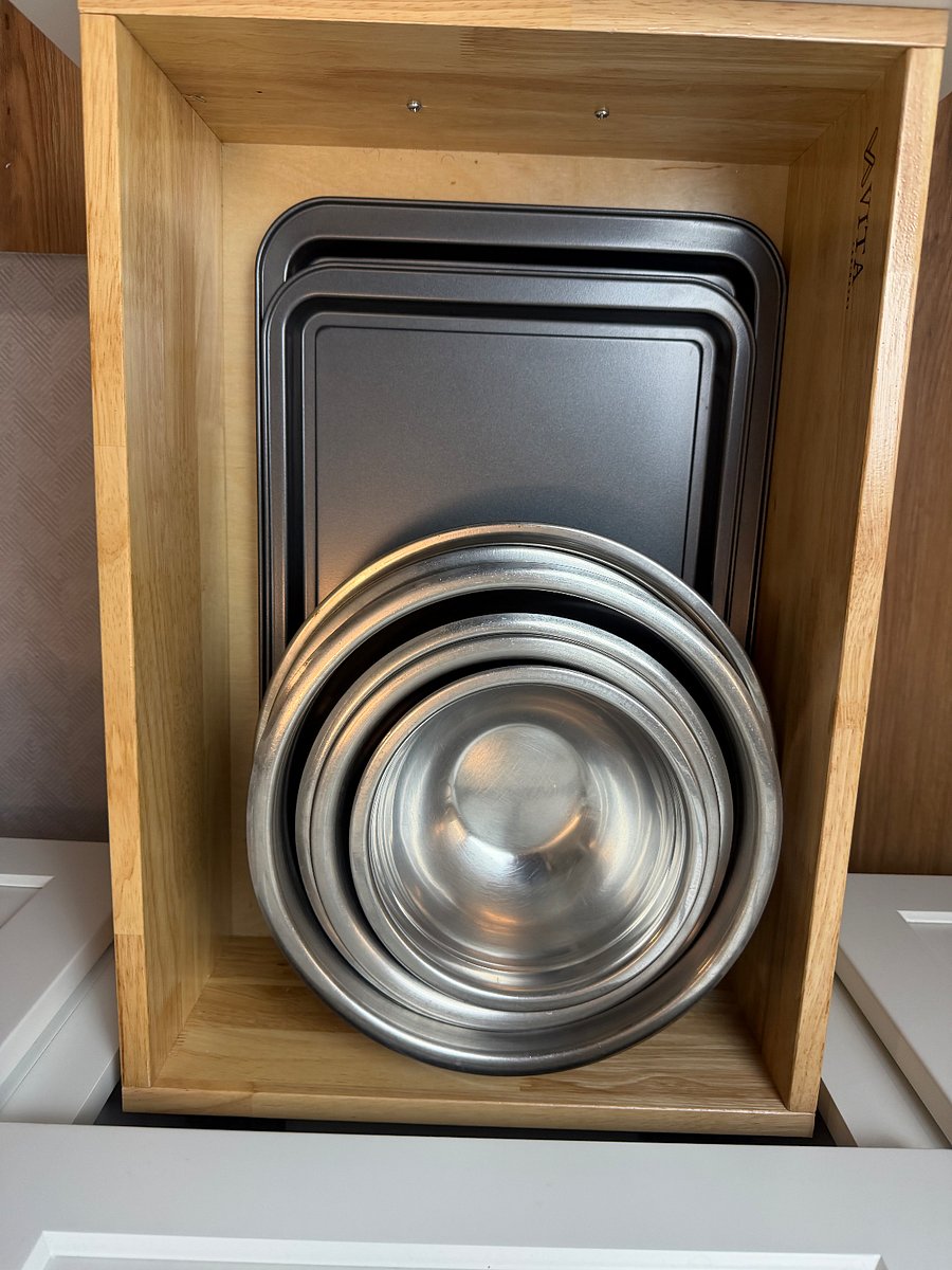 Bowls and Trays