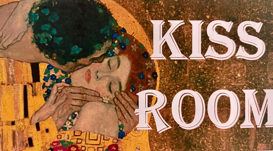 Kiss Room Name 