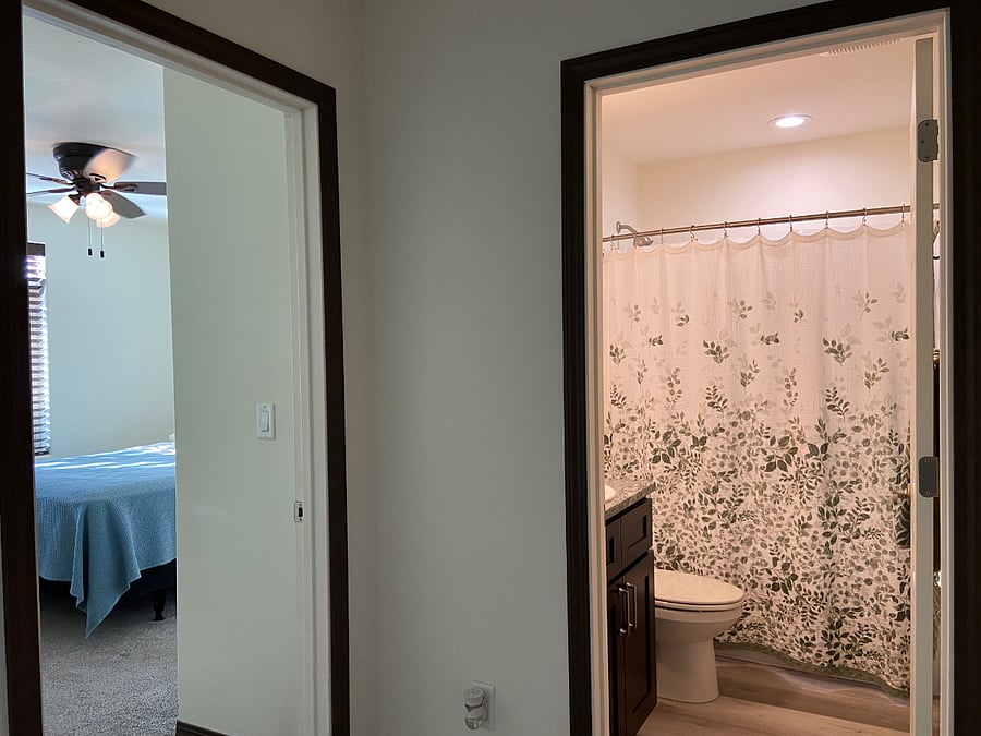 Common Bath and 3rd Bedroom Entries