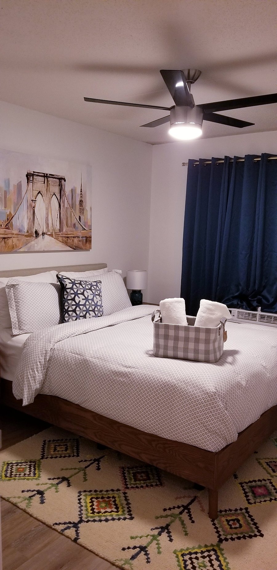 Large bedroom 