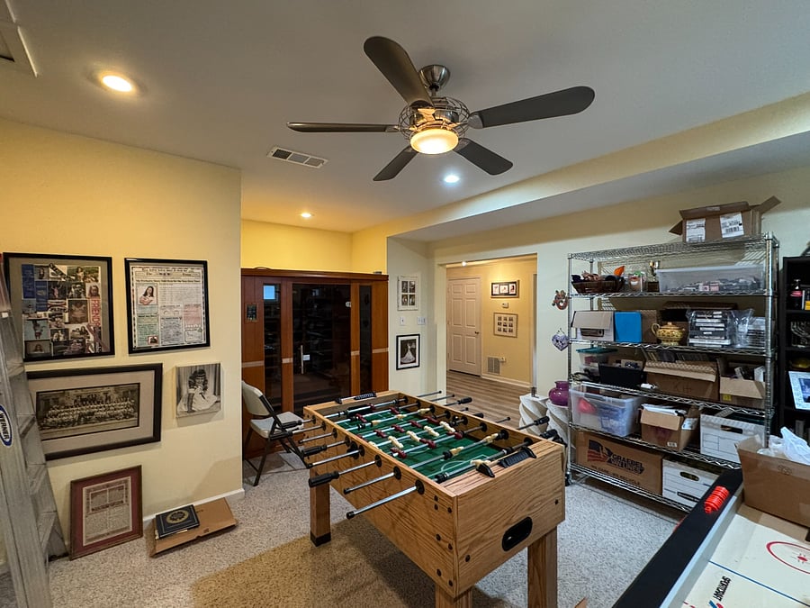 Game Room with Sauna