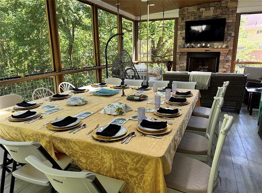 Screened Porch