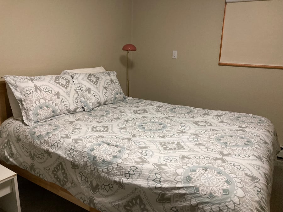 Queen size bed in bedroom #3