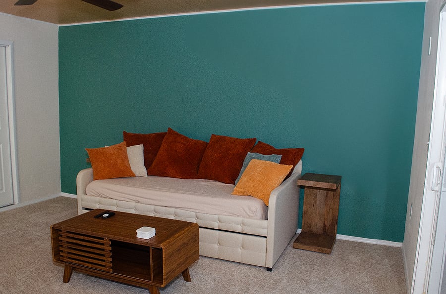 Living area with day bed