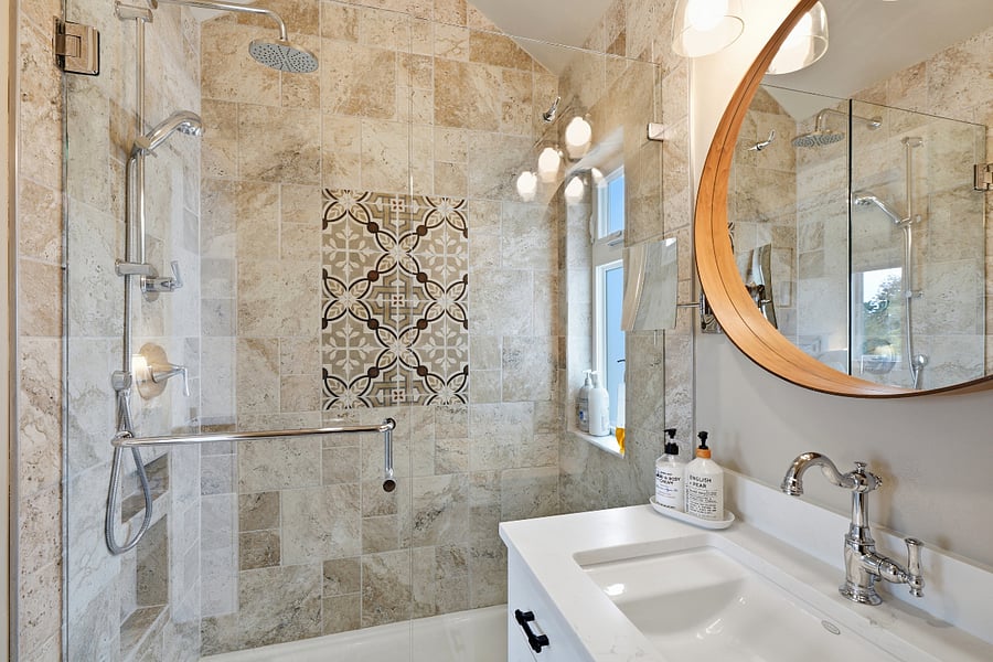Bedroom #1, en-suite bathroom.