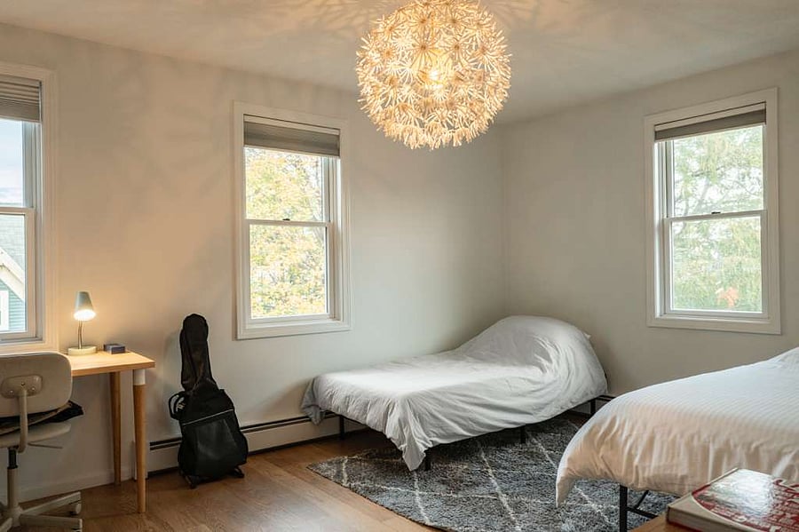 Can be King or 2 Twin beds