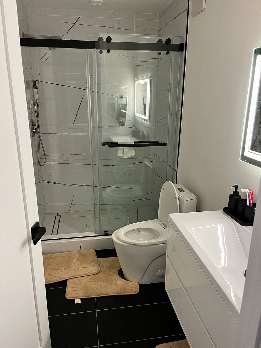 Full bath