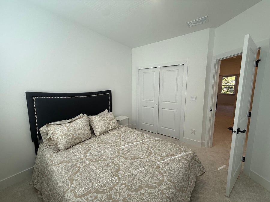 Furnished Finder property 931672_1 photo 11