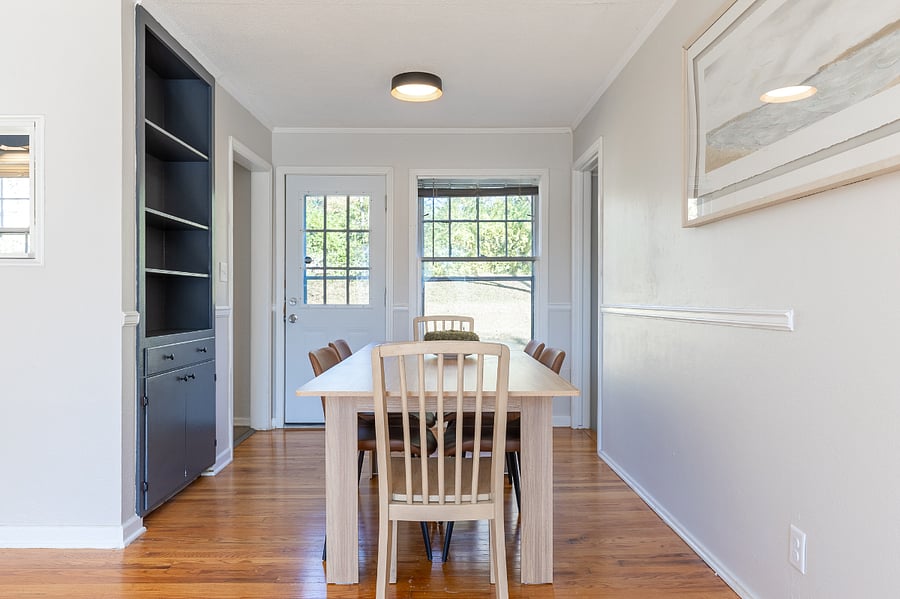 6 person dining table