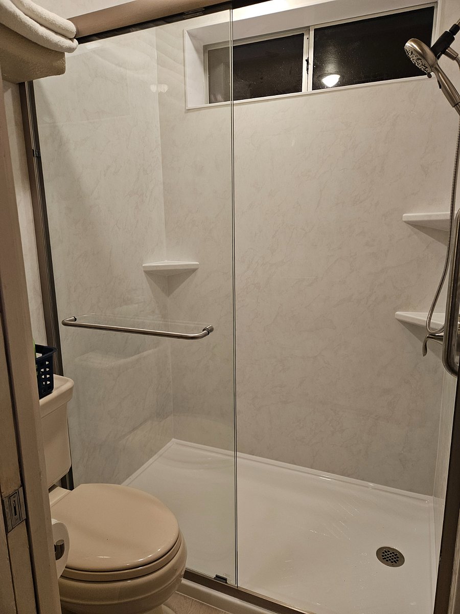 This bathroom completely new and unused as oftoday 3/3/2026