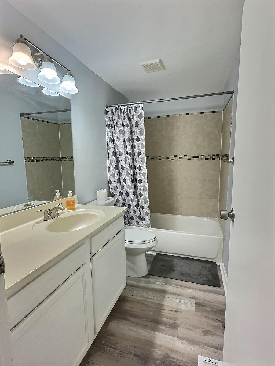 Hallway ShBathroom