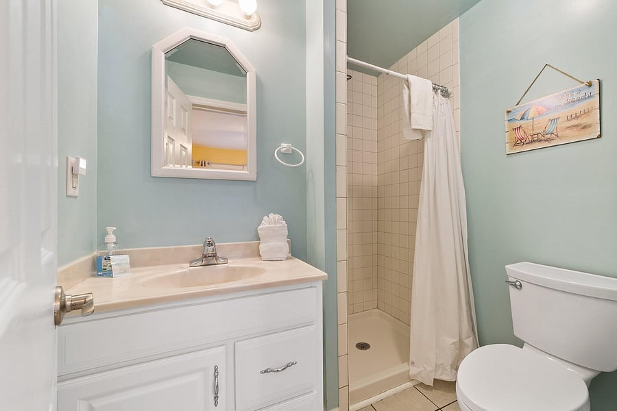 Full Bath / Shower