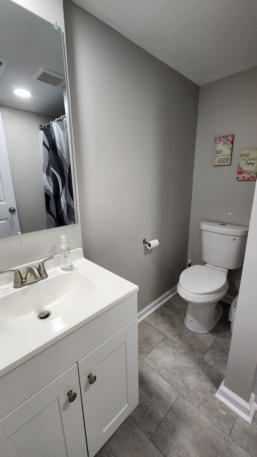 Shared Bathroom for Bedrooms 1 and 2
