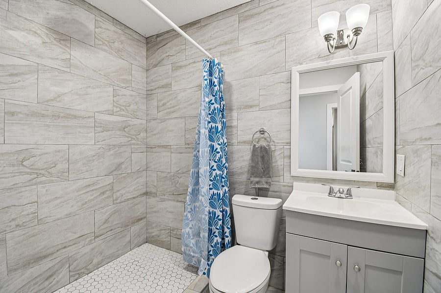 Bathroom for Rms 9 & 10
