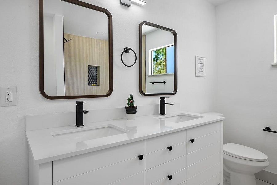 Dual quartz vanities