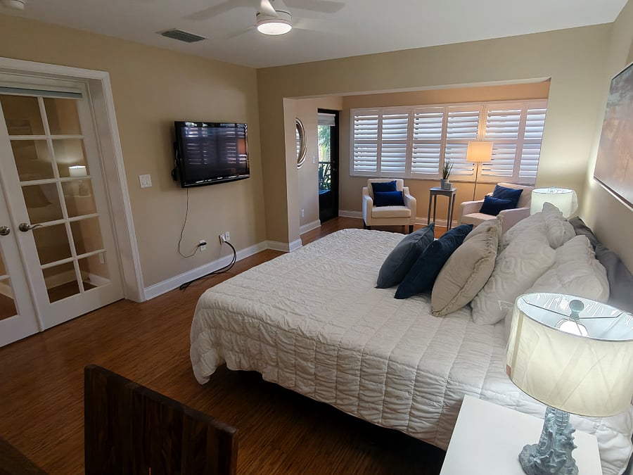 BR #3 w/ 2 twin beds, access to large lanai #1