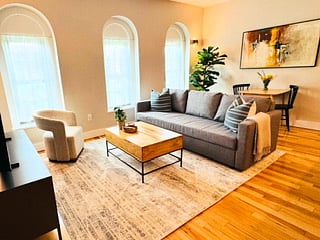 Furnished Finder property 932282_1 photo 1