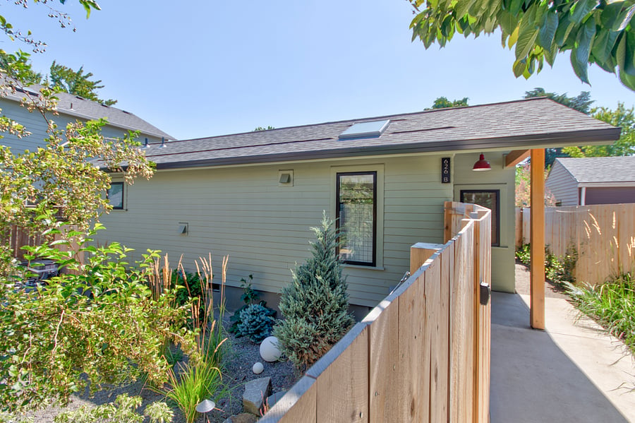 Detached unit behind the main house. Fully fenced and private with separate gated entrance.