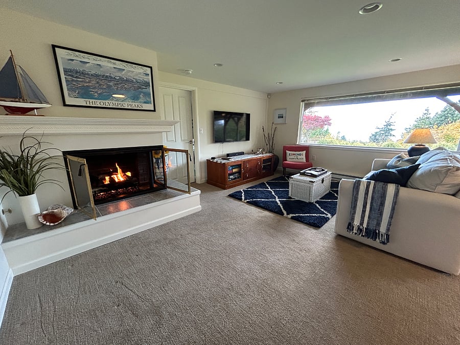Living room with gas fireplace.