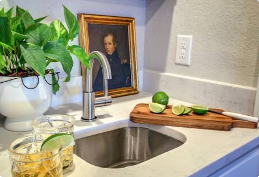Wet bar just off the living room.