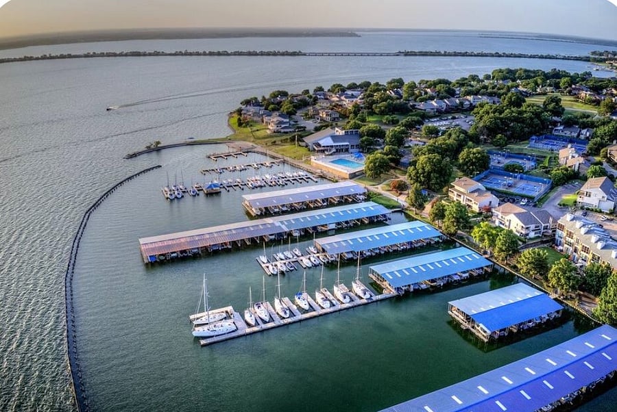 Community marina with boat rentals available.