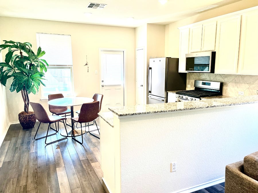 Furnished Finder property 932345_1 photo 6