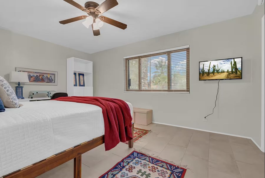 Bedroom 3/office