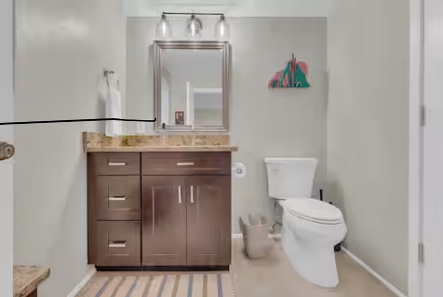 Pool bath off game room/exersize space