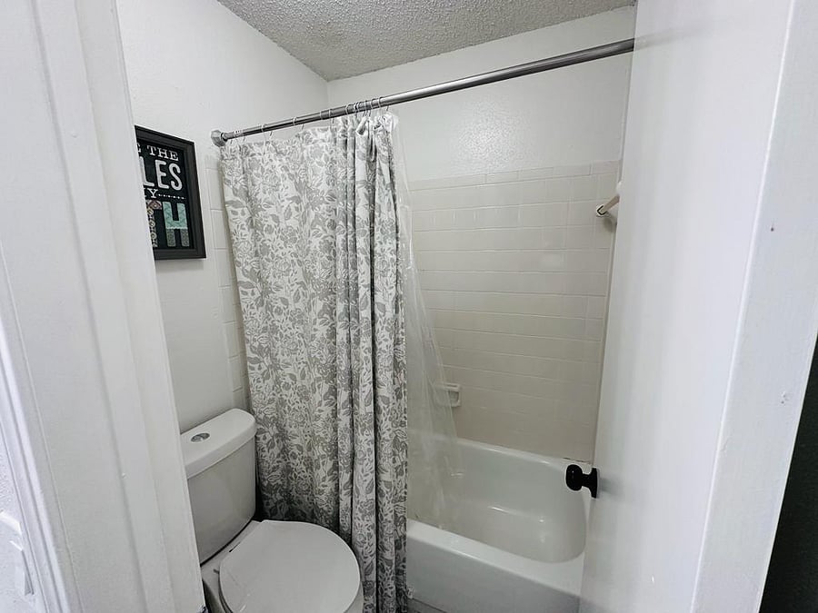 Furnished Finder property 932381_1 photo 3