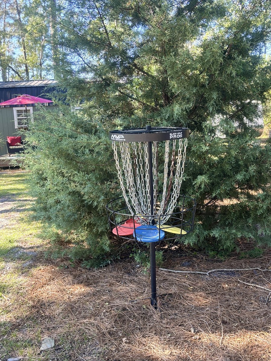 Games like frisbee golf, cornhole, and even a golfing net are available.