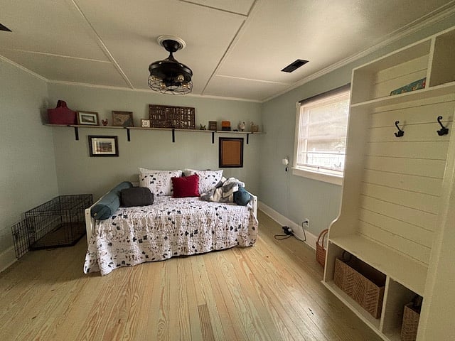 The third sleeping space is right off the family room and features a full size day bed for lazy afternoons reading or napping, or for extra guests. There is also a small desk and chair for home office space.