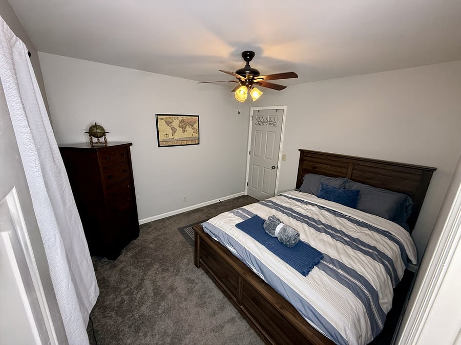 Second bedroom