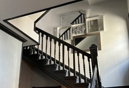 Staircase leading to apartment