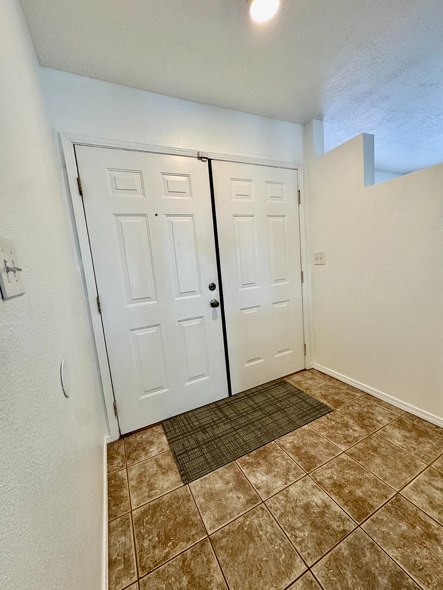 Furnished Finder property 932589_1 photo 22