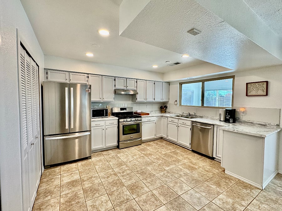 Furnished Finder property 932589_1 photo 7