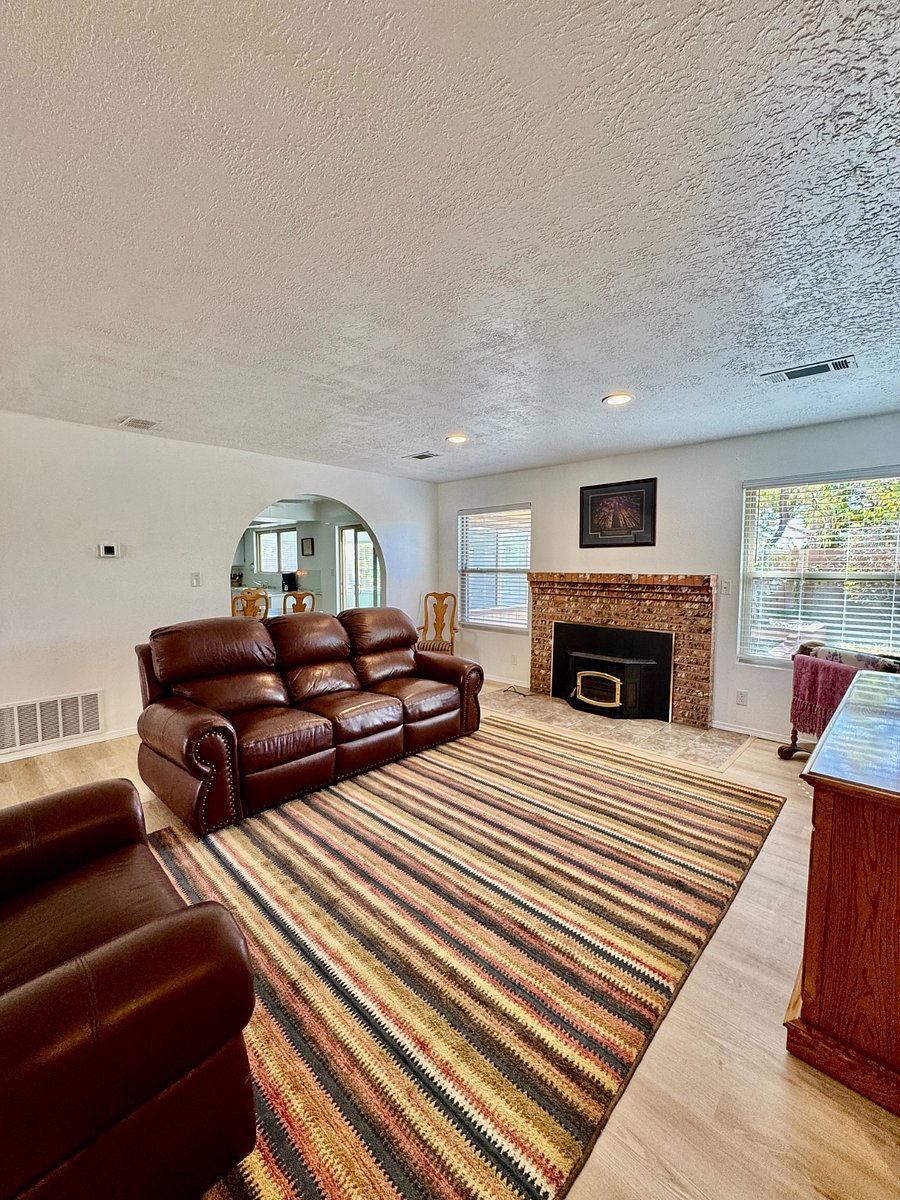Furnished Finder property 932589_1 photo 3