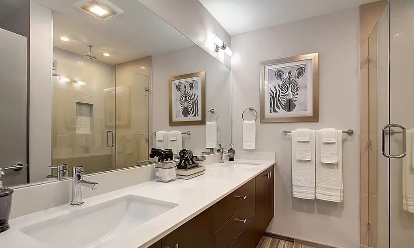 Ensuite Bathroom in 3rd Floor Master Bedroom