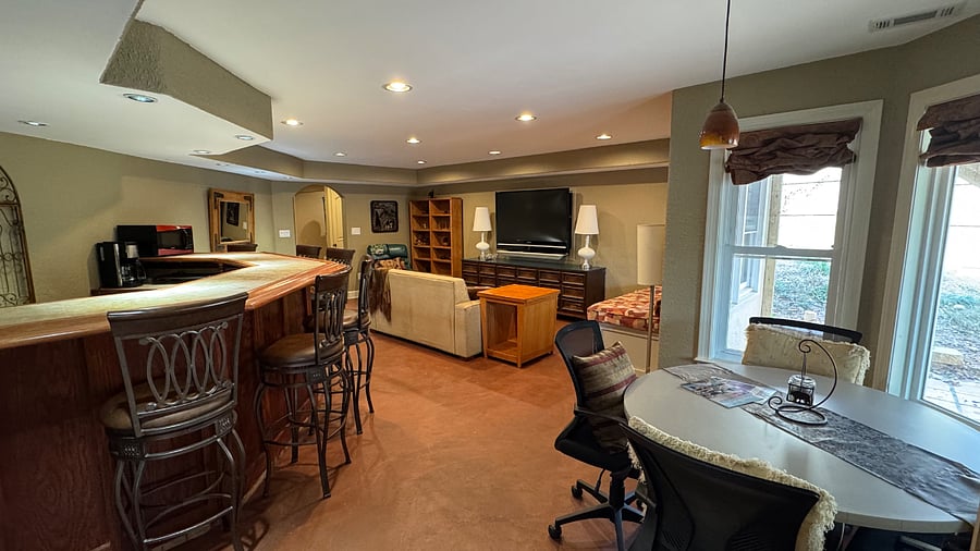 Your private living room features a wet-bar, living room and cozy dining nook!
