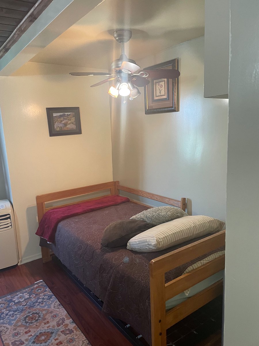 Twin bed