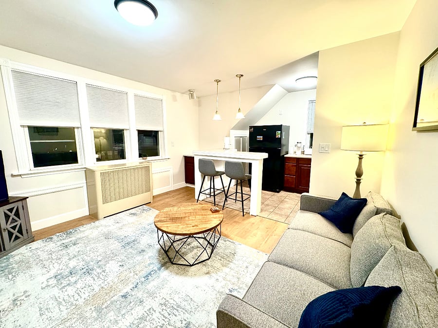 Furnished Finder property 932794_1 photo 1