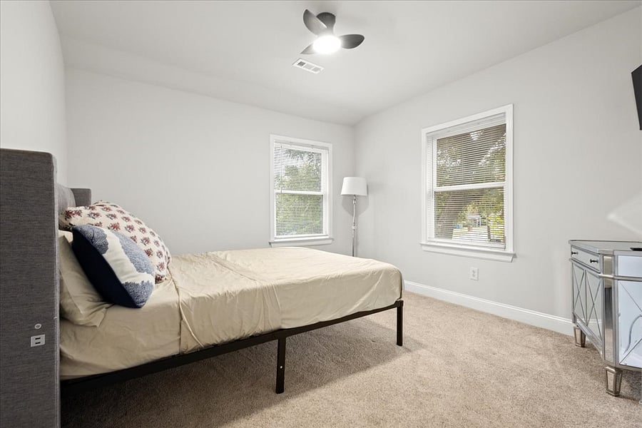 Furnished Finder property 932846_1 photo 9