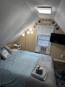 ROOM 2 
Ideal quarters for restorative sleep, off-shift nurses seeking quiet rest. 