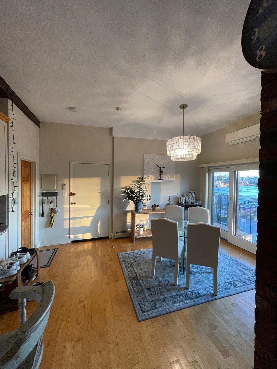 All new furniture within last 1-2 years