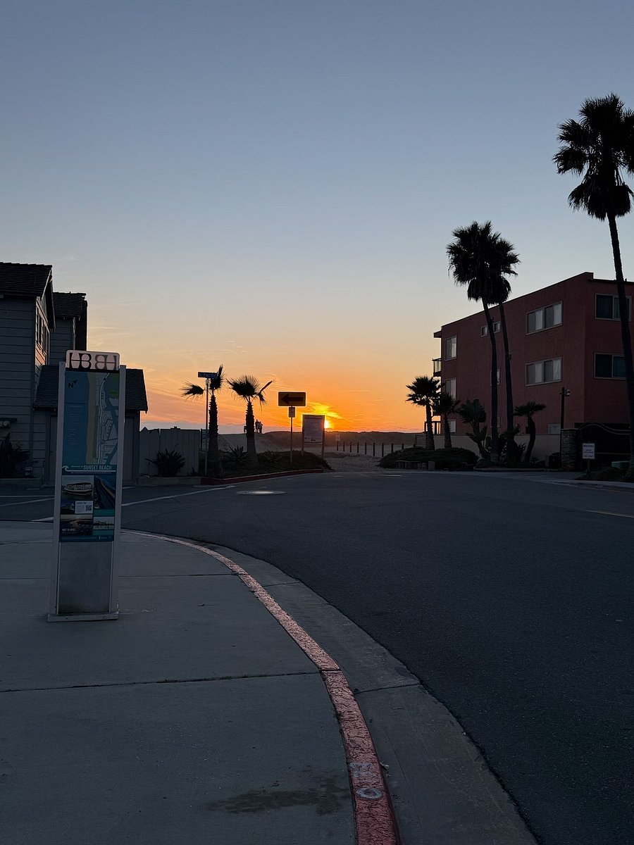 Beach access from Anderson Street